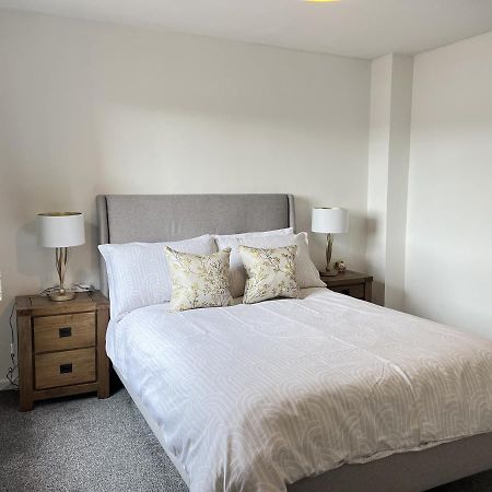 Modern 2 Bed Townhouse Just Outside City Walls With Free Private Parking York Exterior foto
