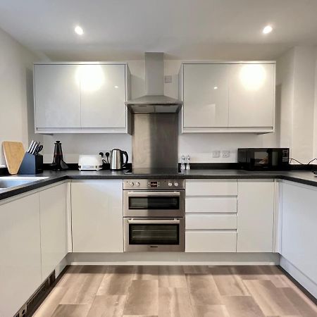 Modern 2 Bed Townhouse Just Outside City Walls With Free Private Parking York Exterior foto
