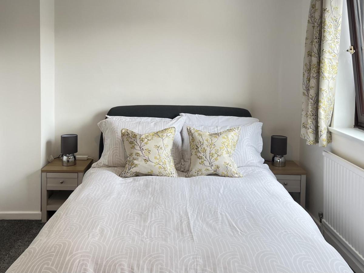 Modern 2 Bed Townhouse Just Outside City Walls With Free Private Parking York Exterior foto