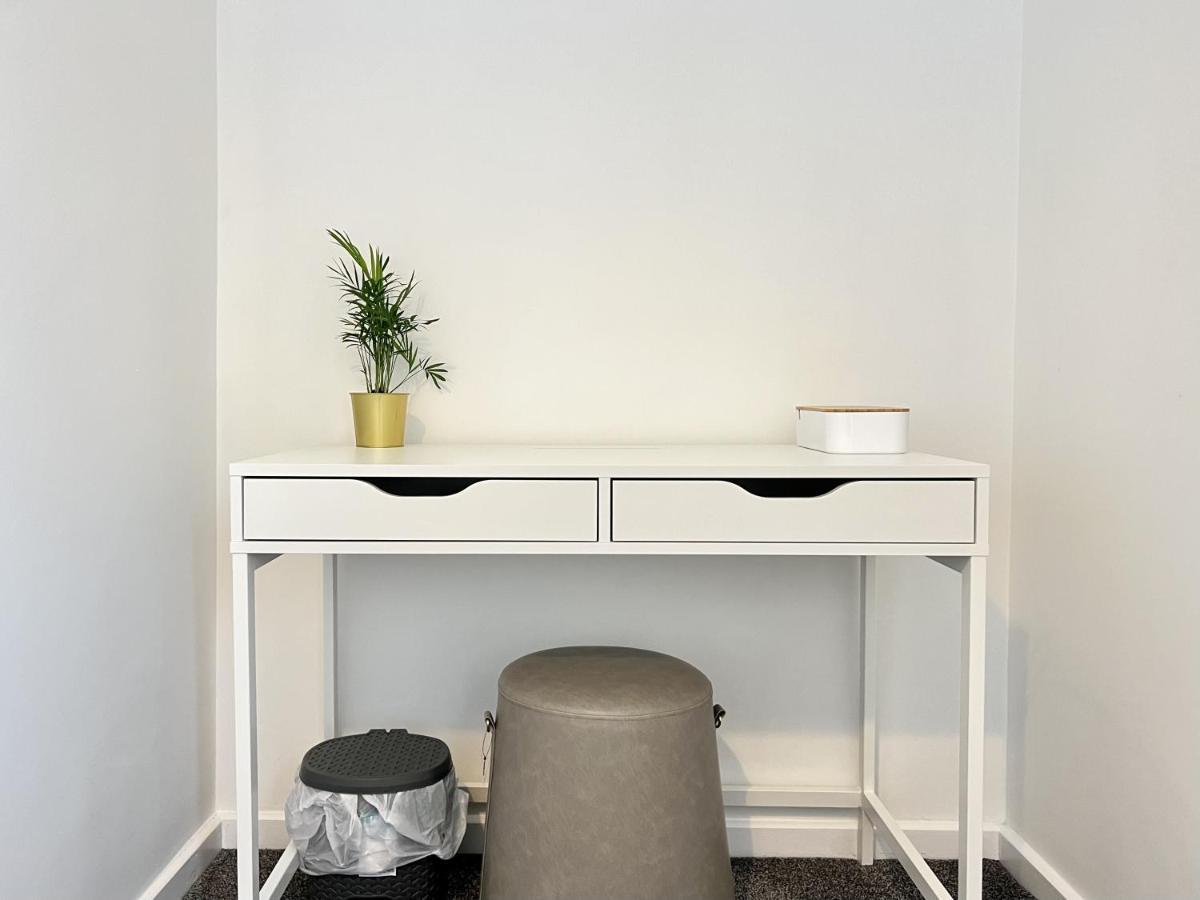 Modern 2 Bed Townhouse Just Outside City Walls With Free Private Parking York Exterior foto